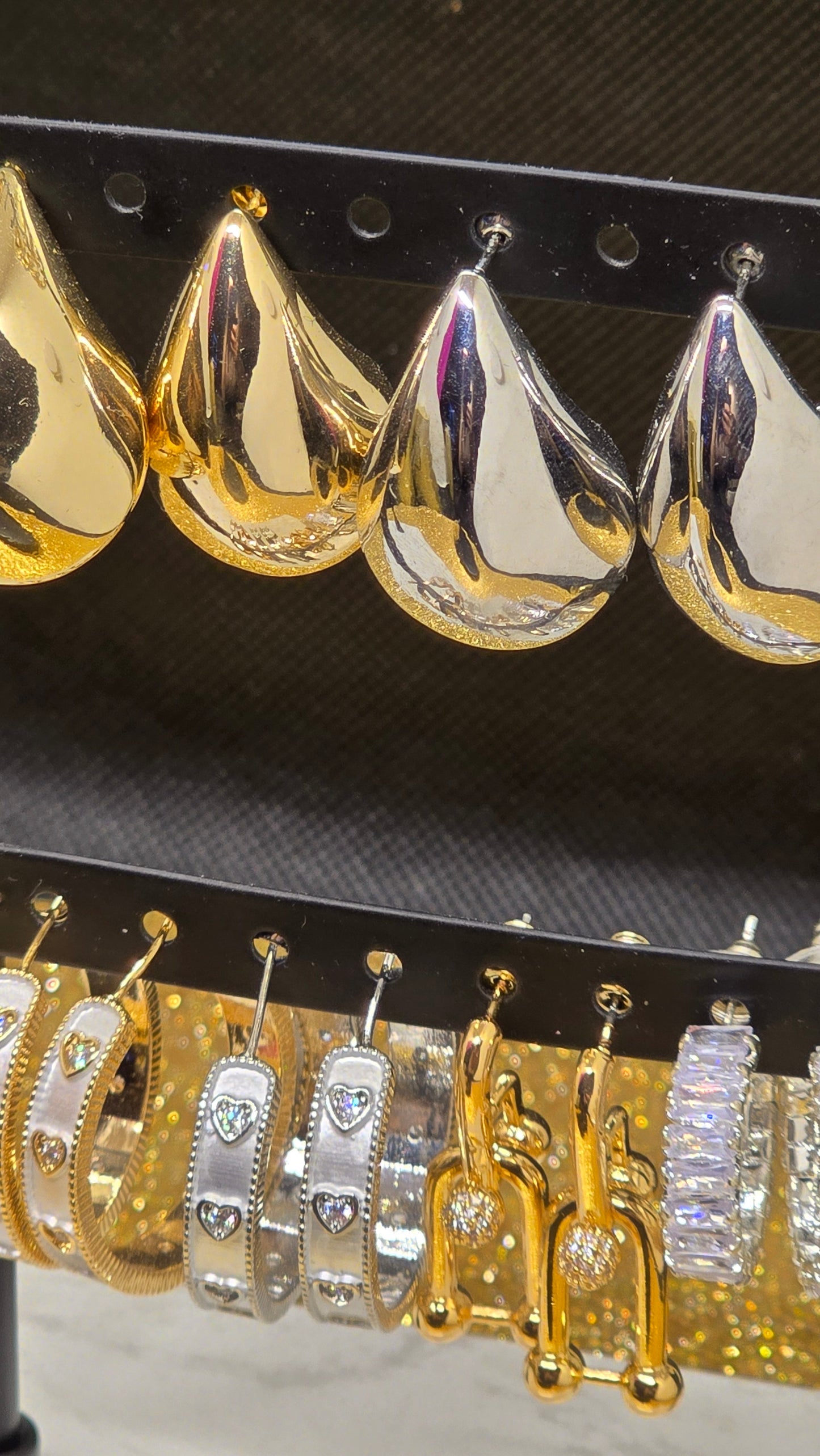 Geometrik & Teardrop Ohrringe Earrings – Gold & Silber