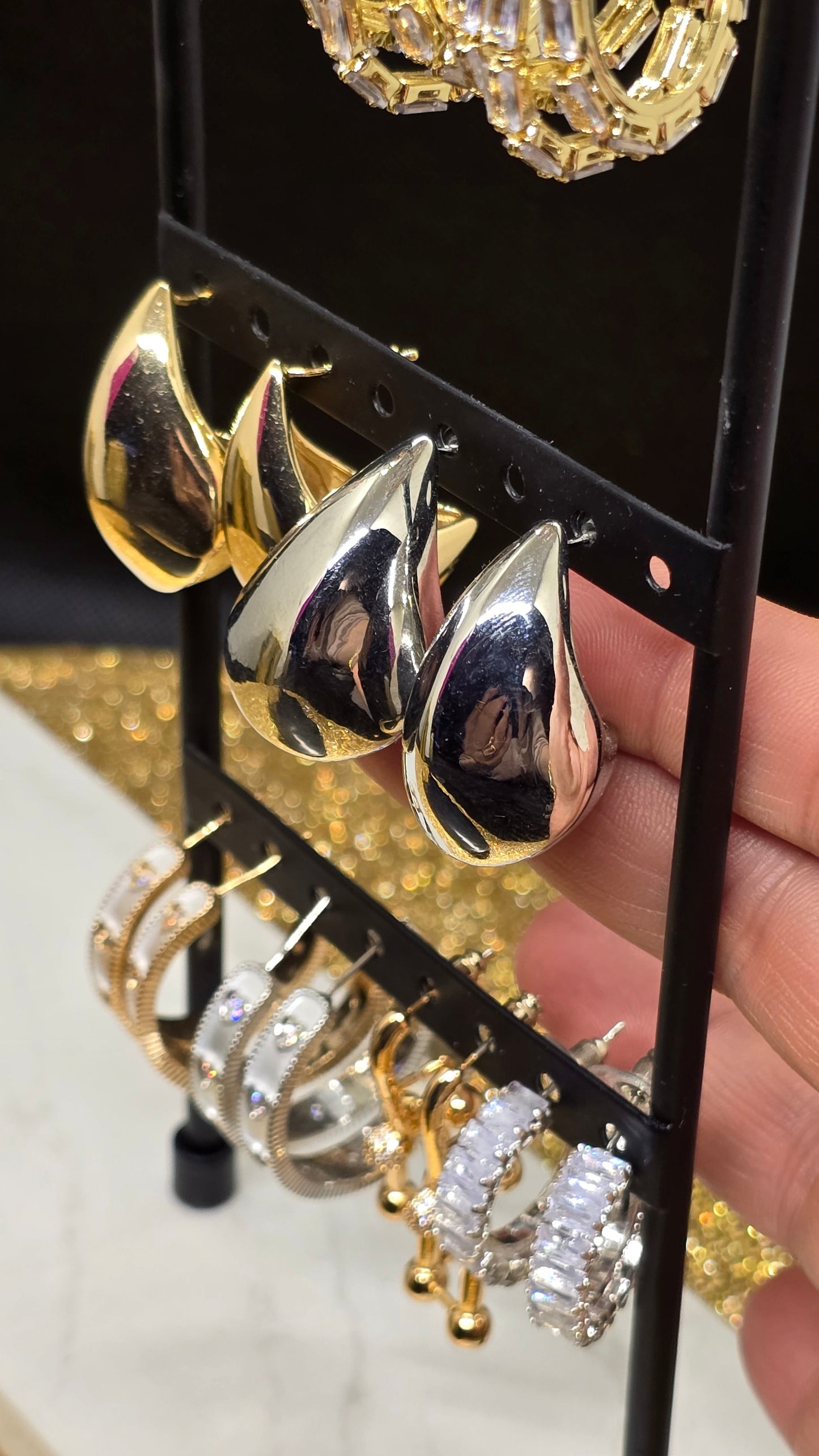 Geometrik & Teardrop Ohrringe Earrings – Gold & Silber