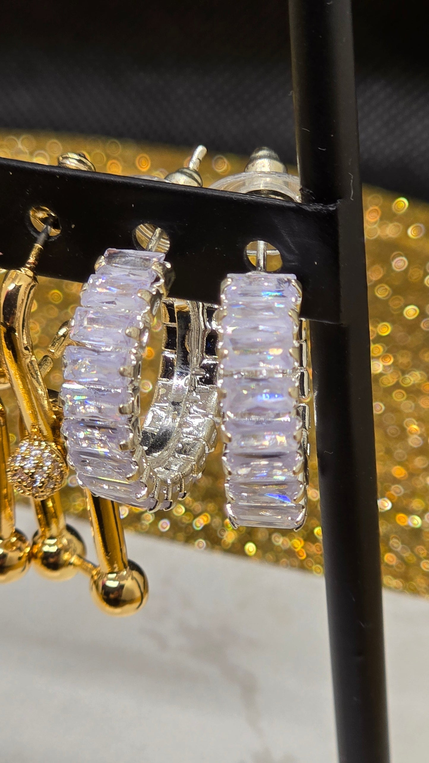 Kristall Creolen Ohrringe – Silber mit Zirkonia Baguette
