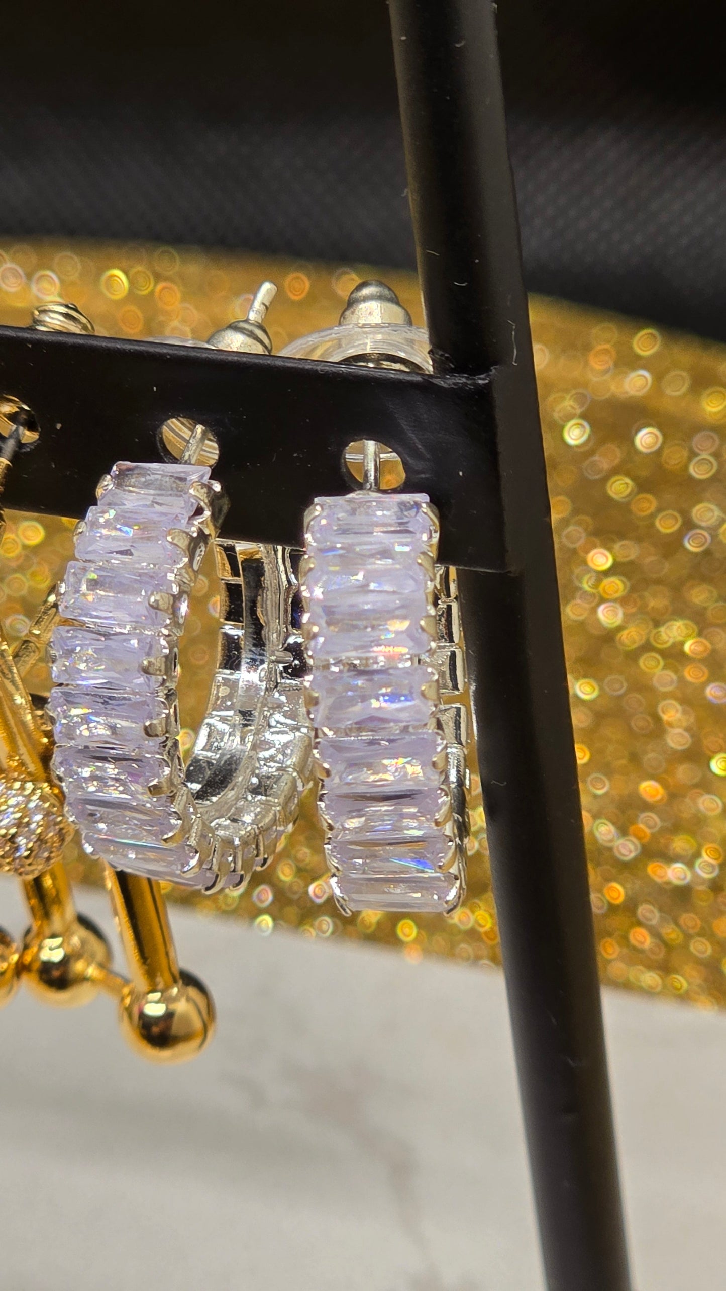 Kristall Creolen Ohrringe – Silber mit Zirkonia Baguette