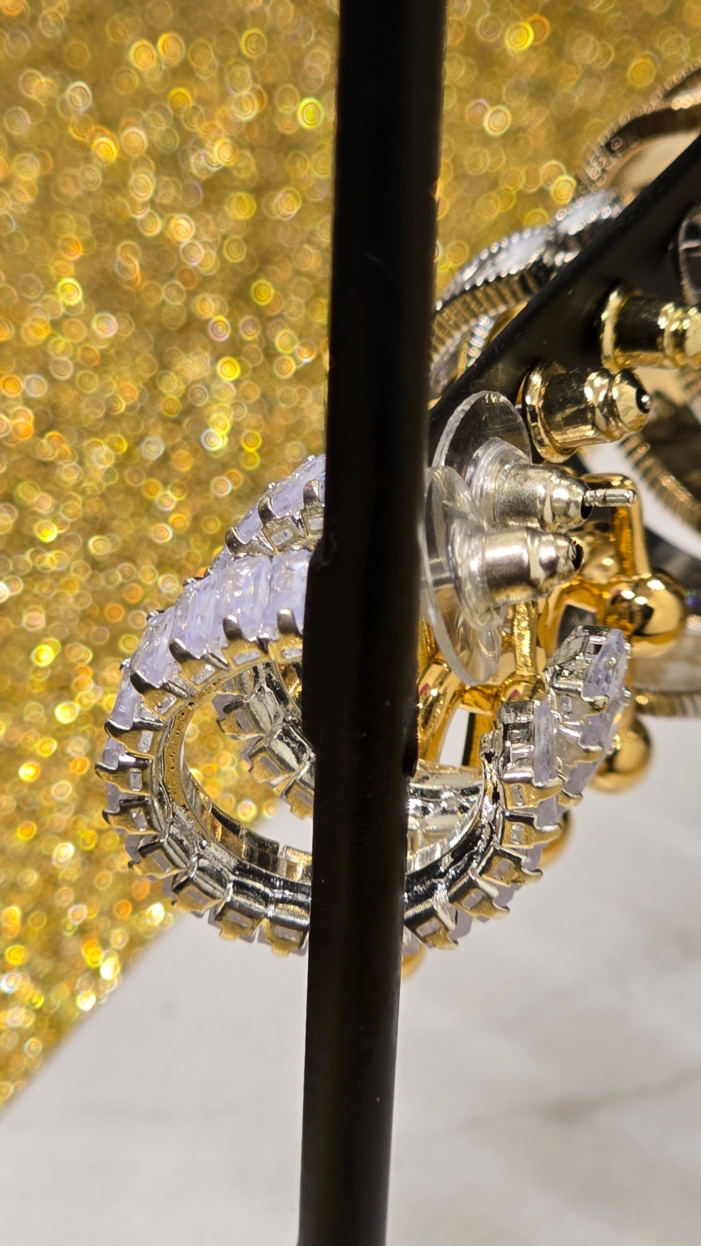 Kristall Creolen Ohrringe – Silber mit Zirkonia Baguette