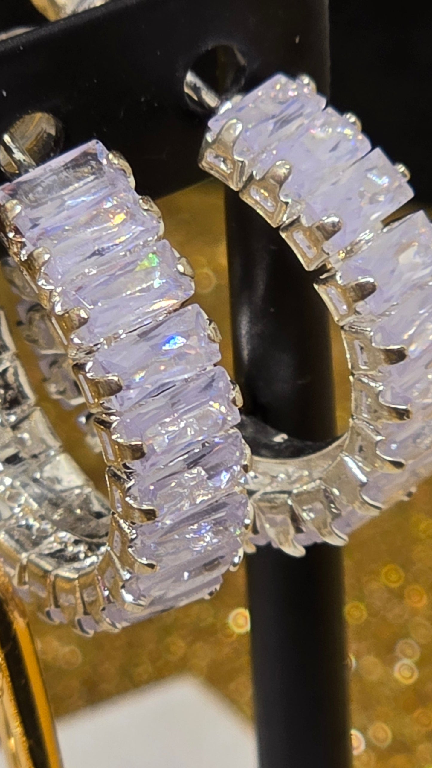 Kristall Creolen Ohrringe – Silber mit Zirkonia Baguette
