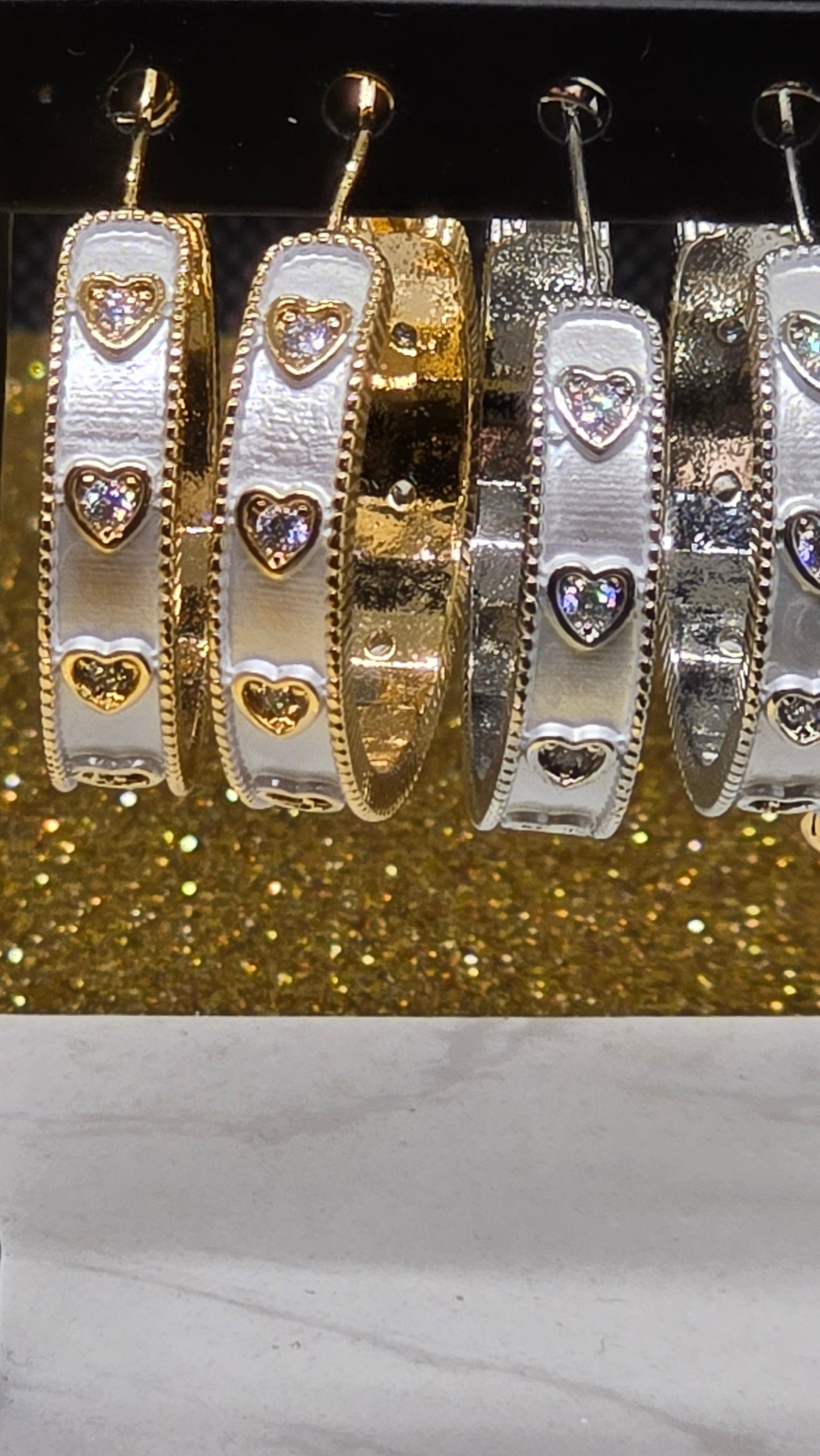 Herz Zirkonia Creolen – Gold & Silber | Luxus Emaille Ohrringe