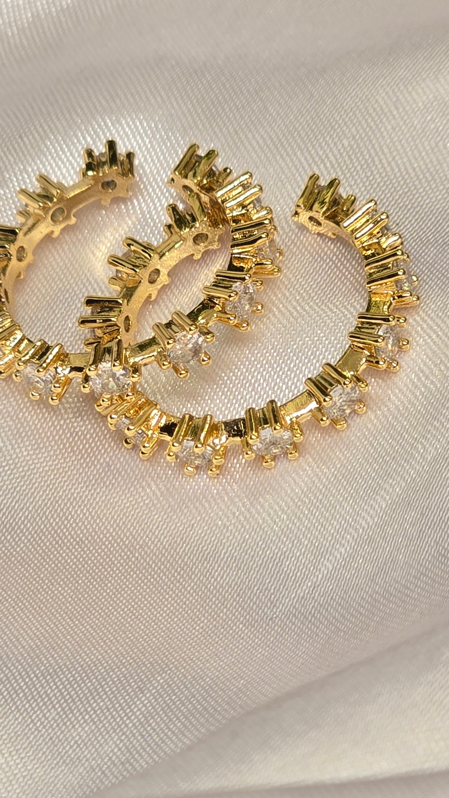 Adjustable Pave Cubic Zirconia Ring 18k Gold Plated | Elegant, Stone-Set